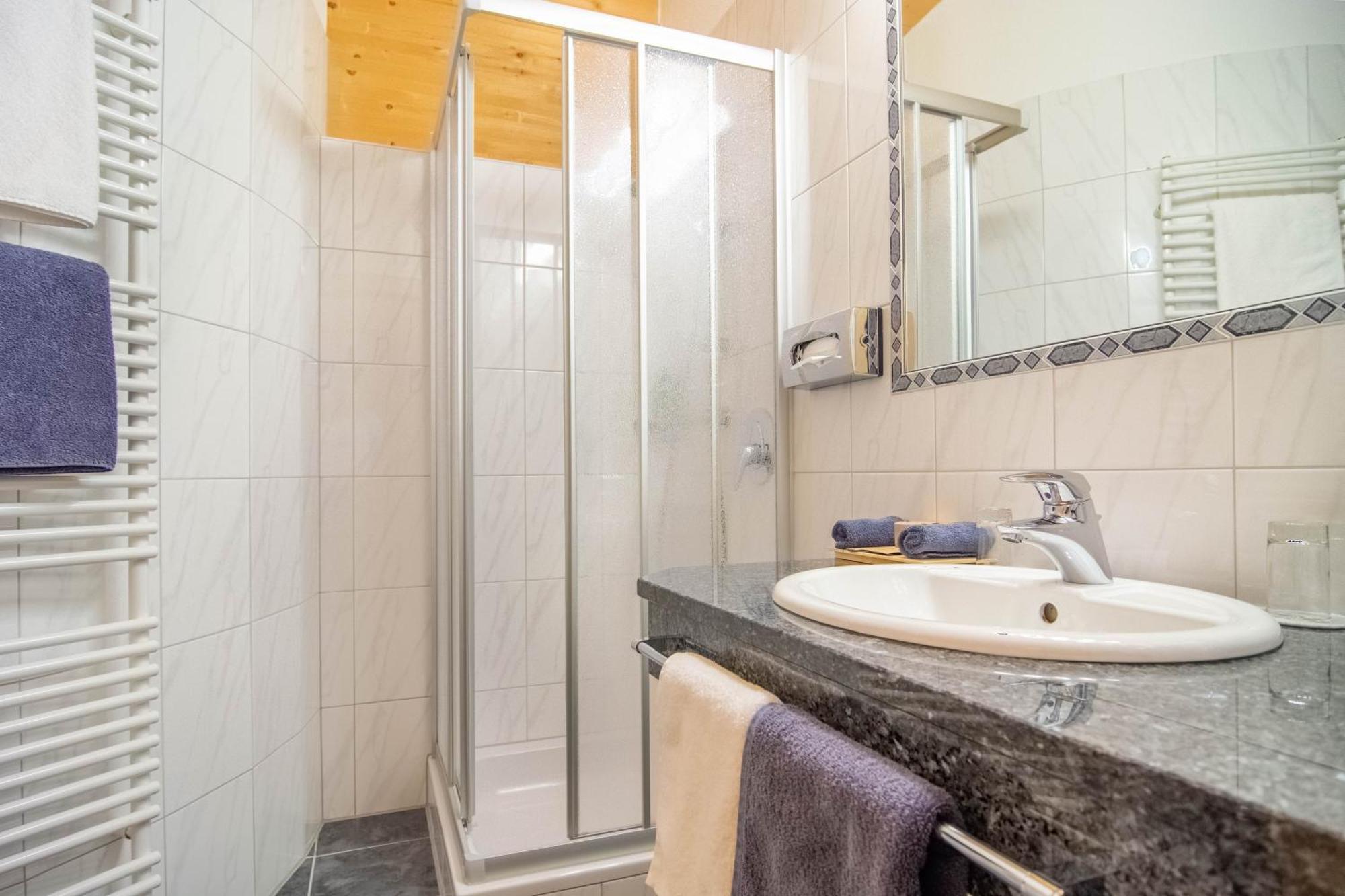 Hotel Garni Alpenhof Ішгль Екстер'єр фото